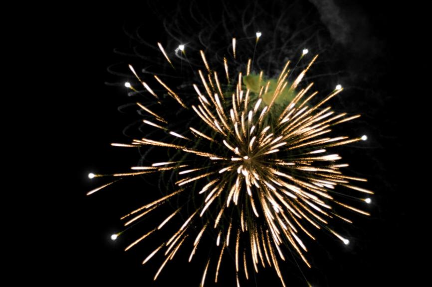 Golden Fireworks Image to Celebrate my first RAVON blog post